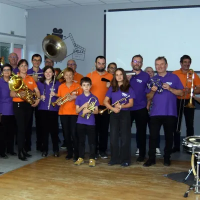 New's Fanfare au null le 